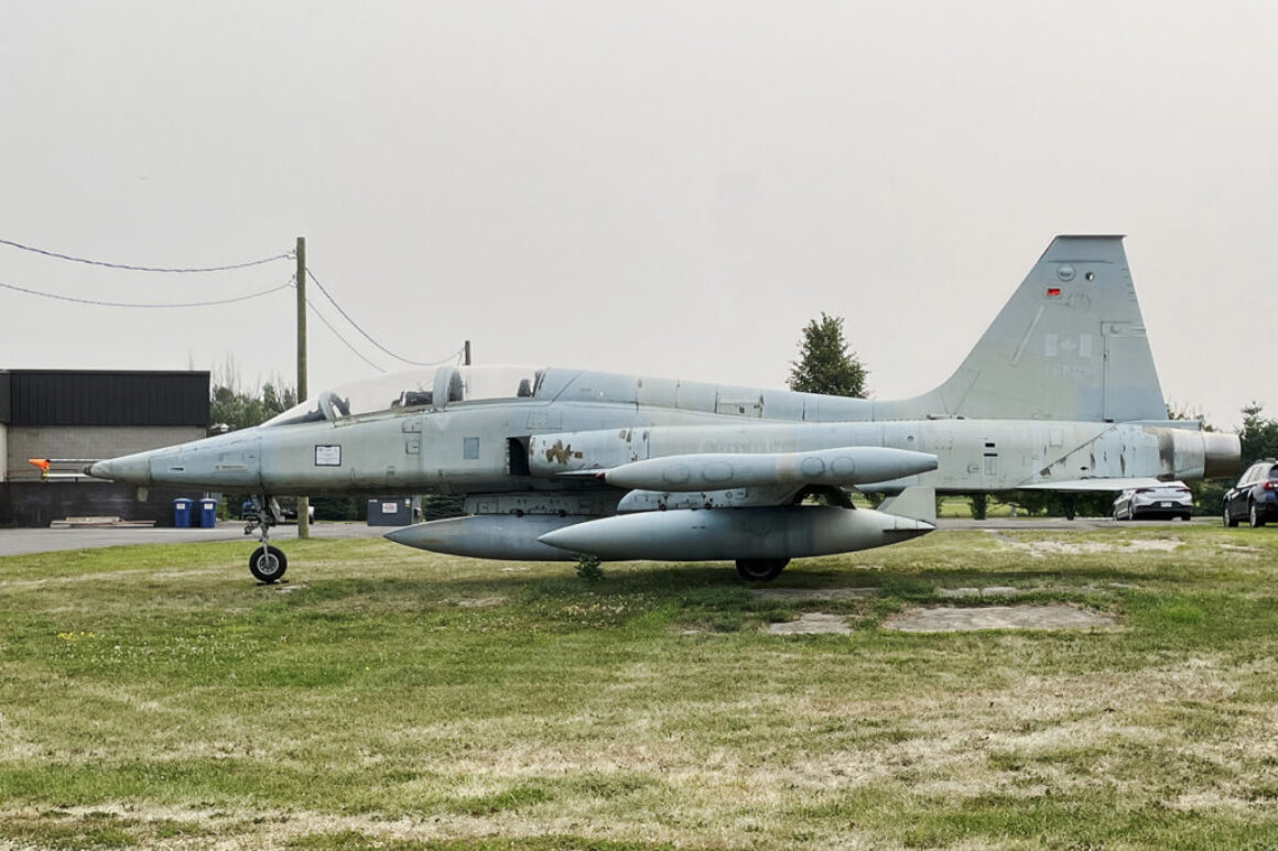 CF-5D_116809_IMG_1850 Canadair CF-5D Freedom Fighter
